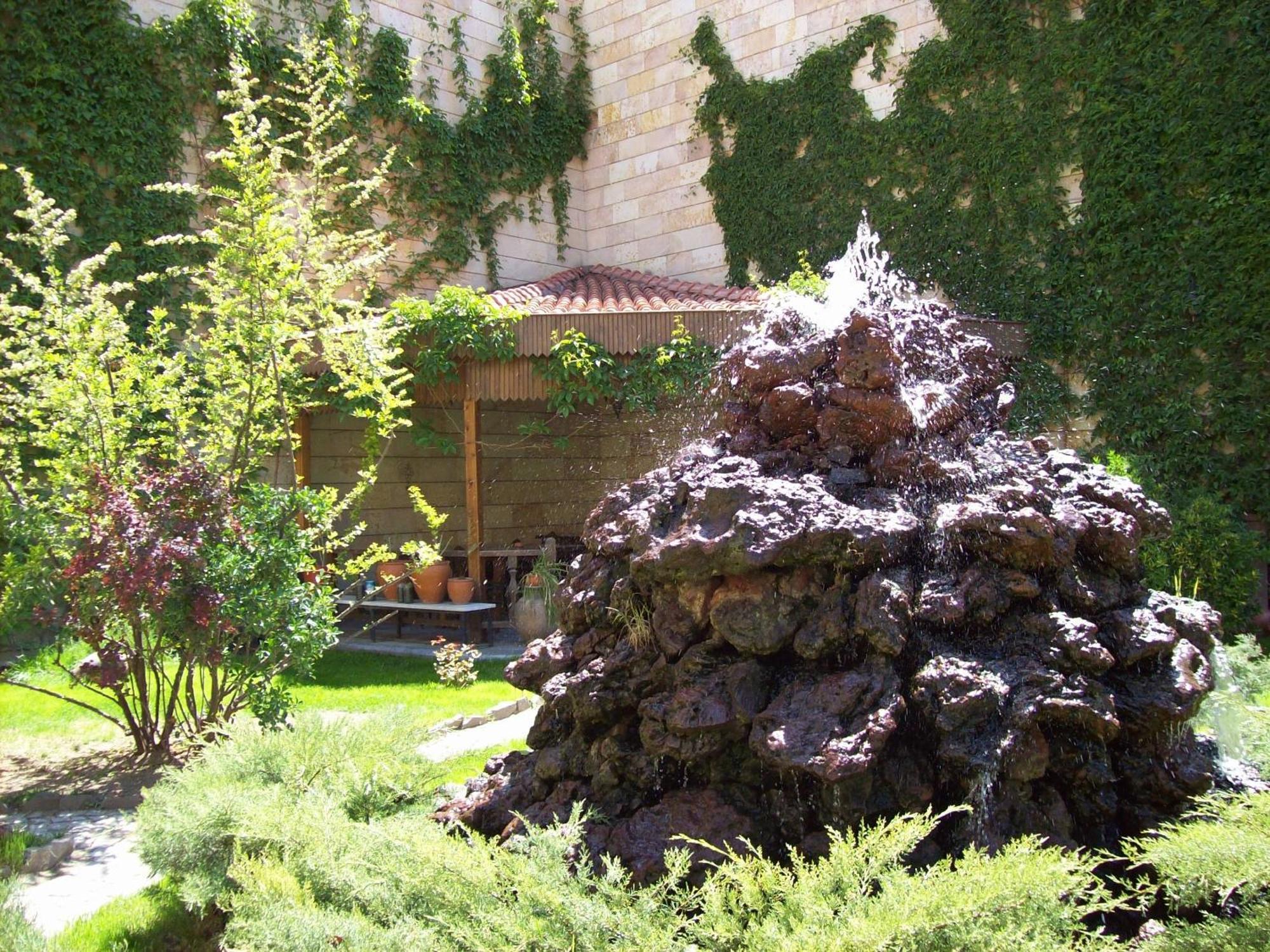 Akuzun Stone Hotel Urgup Exterior photo